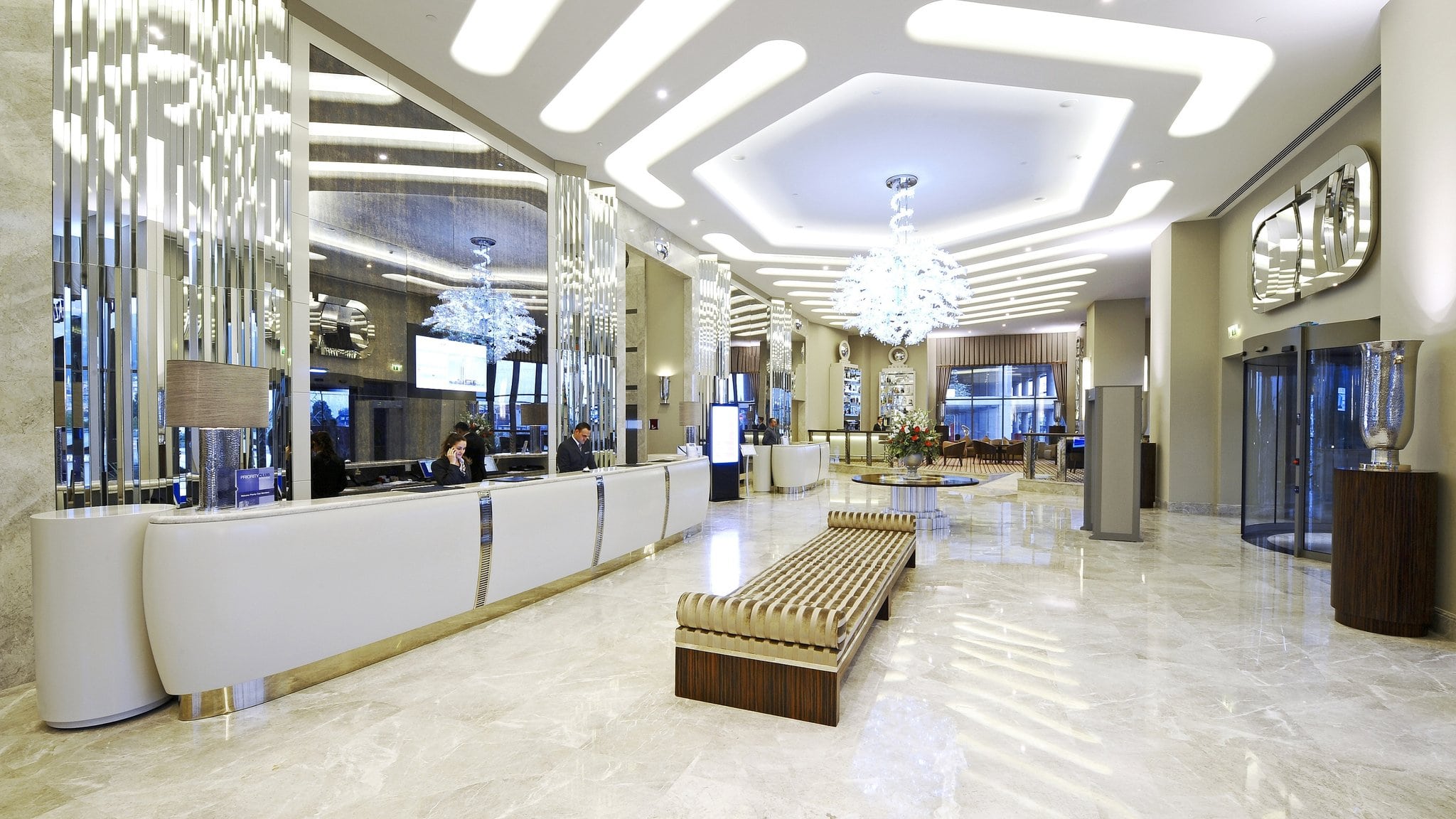 Crowne Plaza Convention Center & Thermal Spa