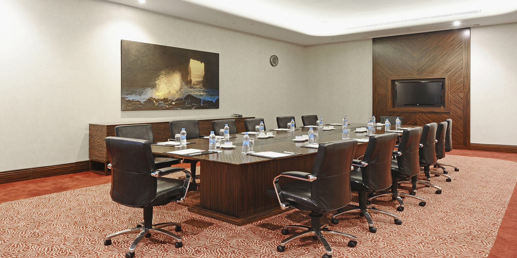 Crowne Plaza Convention Center & Thermal Spa