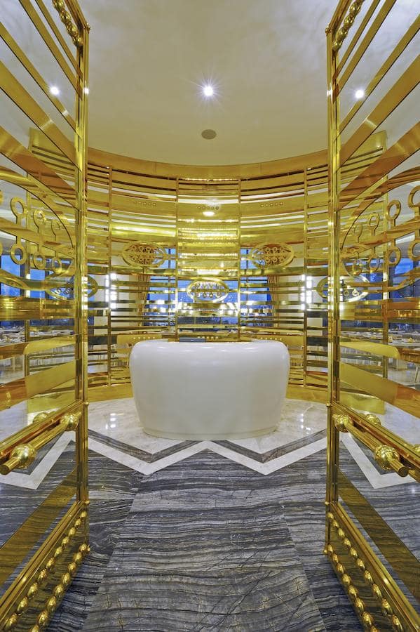 Crowne Plaza Convention Center & Thermal Spa