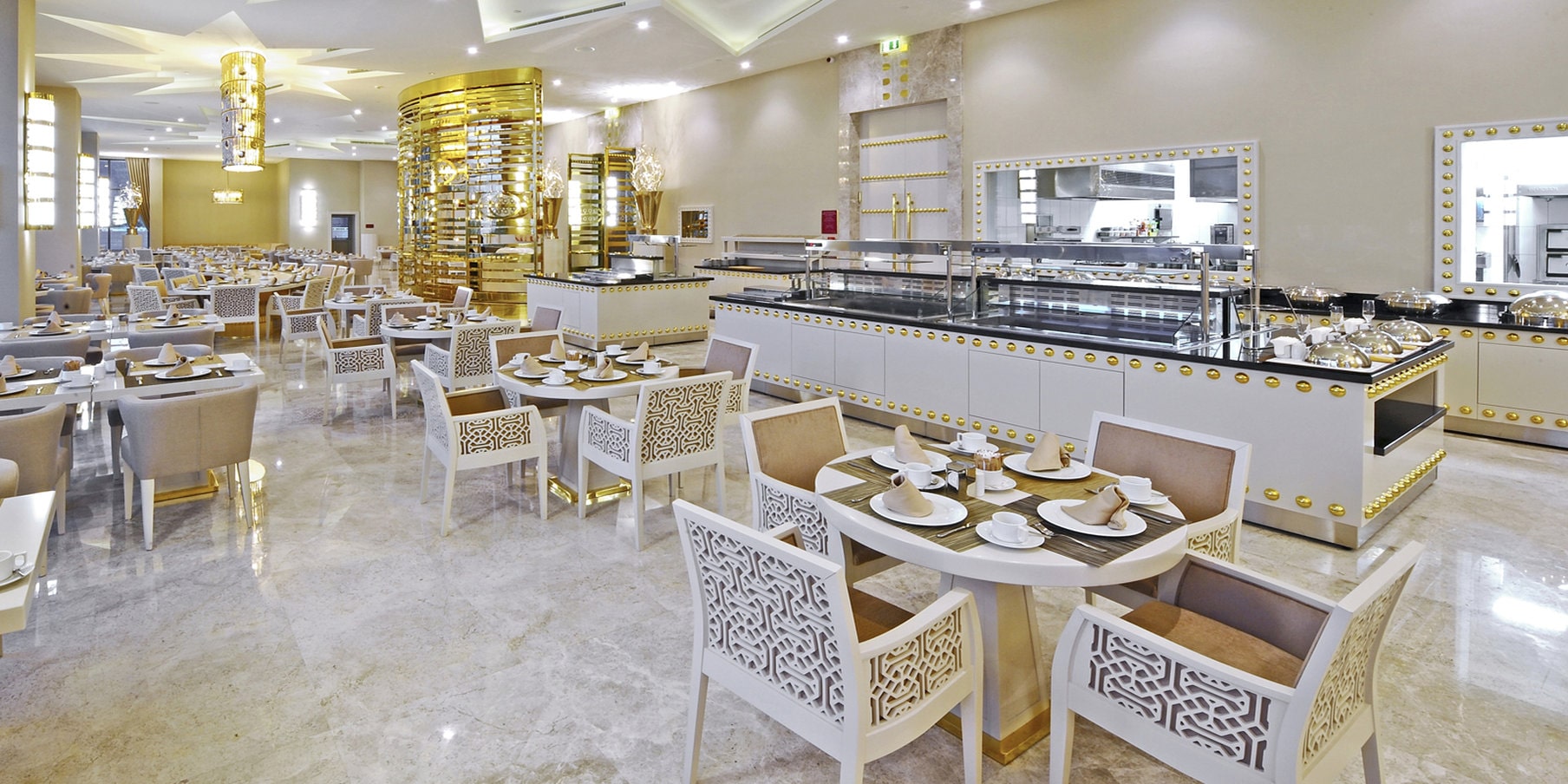 Crowne Plaza Convention Center & Thermal Spa