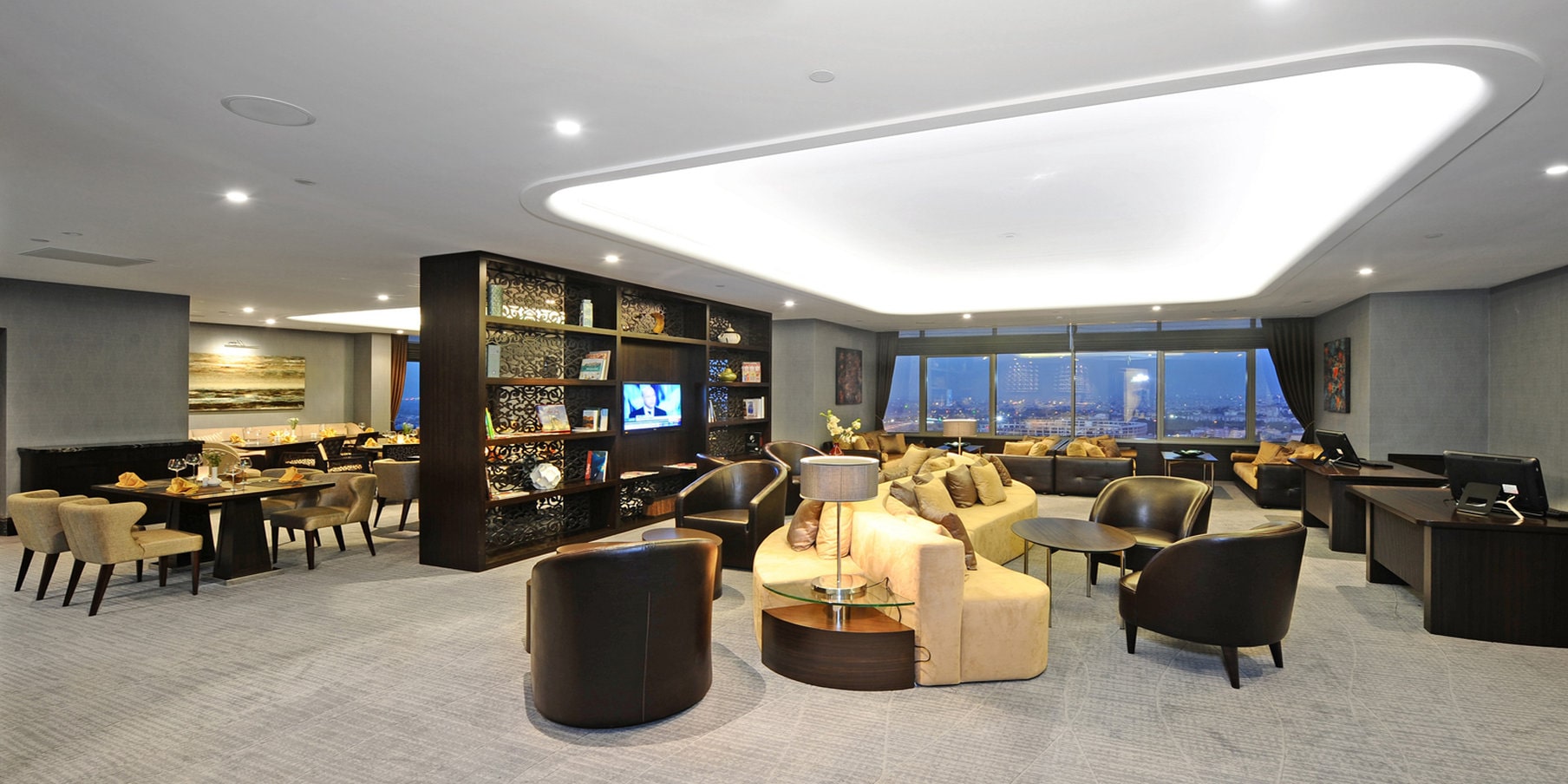 Crowne Plaza Convention Center & Thermal Spa