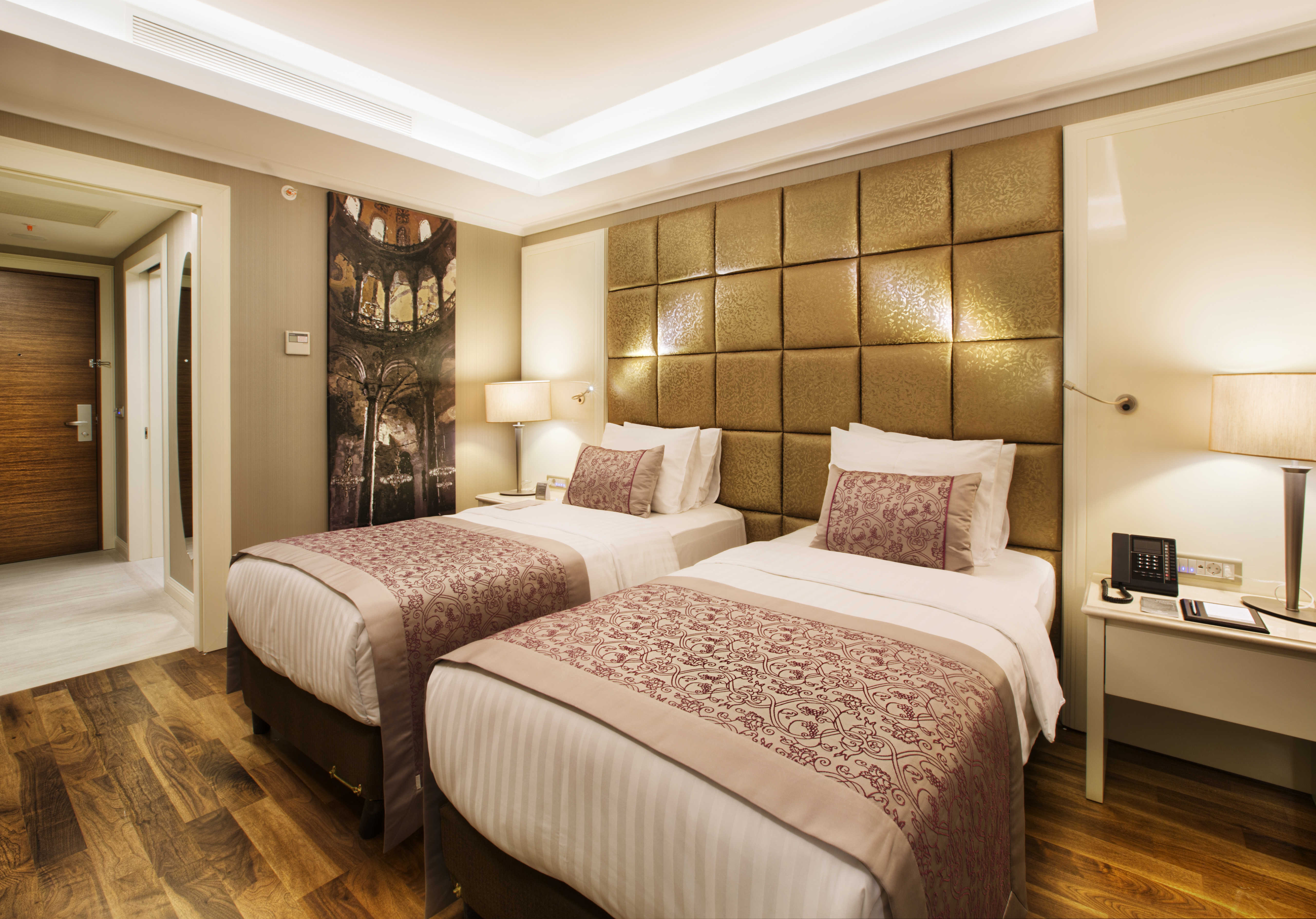 Dedeman Bostancı Hotel & Convension Center