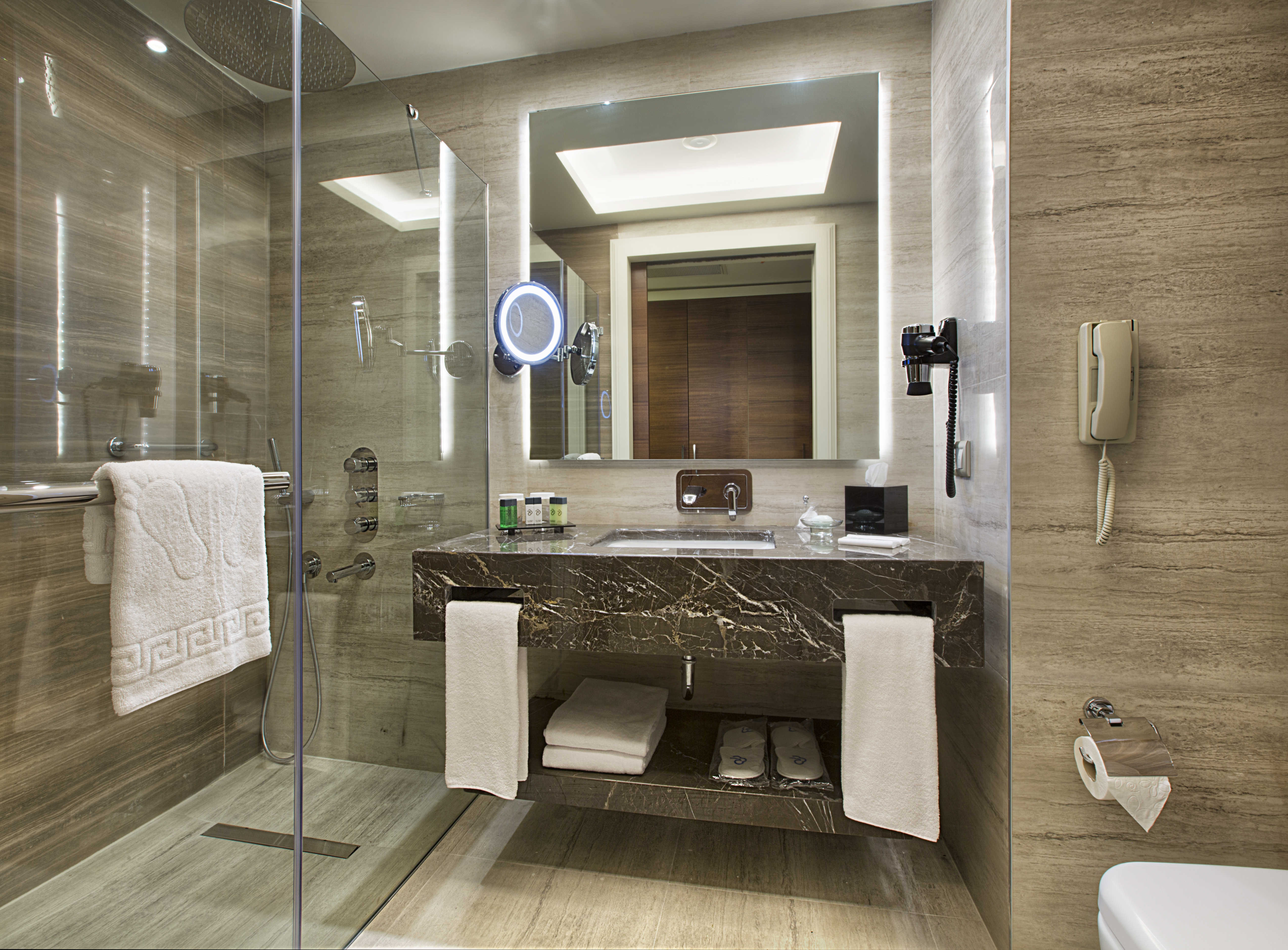 Dedeman Bostancı Hotel & Convension Center